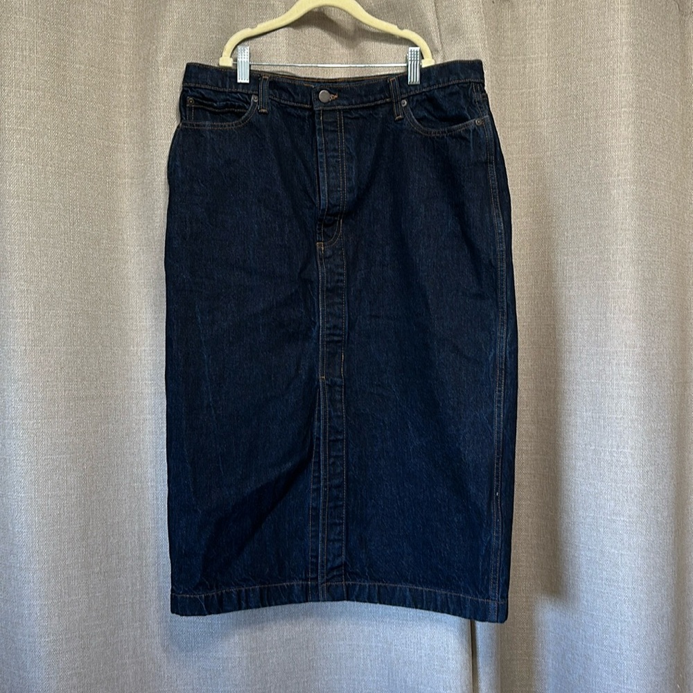 Banana Republic Dark indigo denim mini skirt